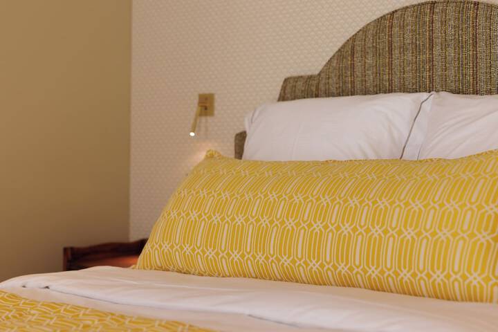 Room 20 of 76