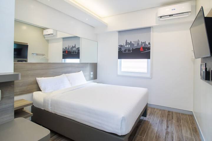 Room 16 of 32