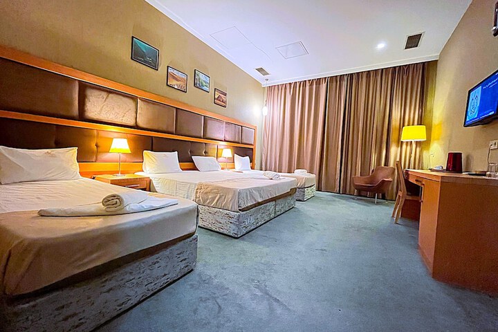 Room 26 of 53