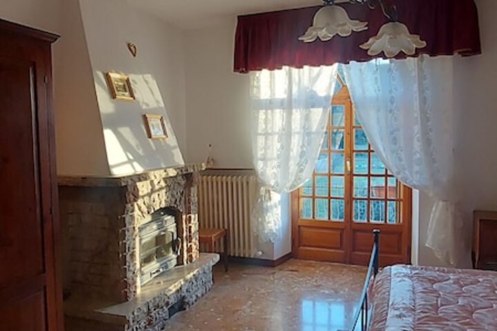 Room 4 of 46