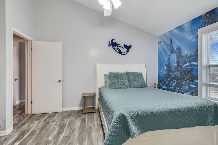 Room 9 of 46