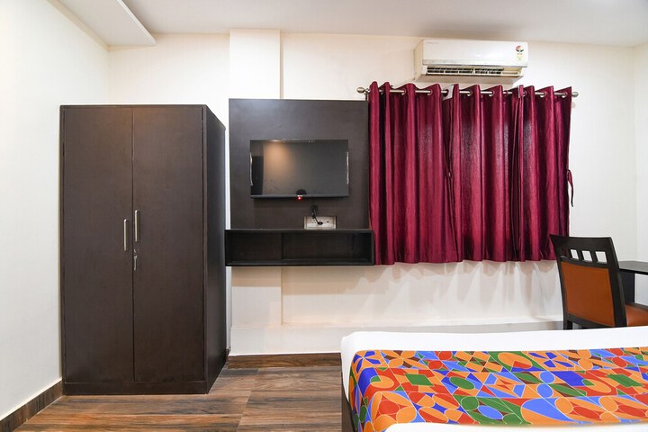 Room 20 of 39