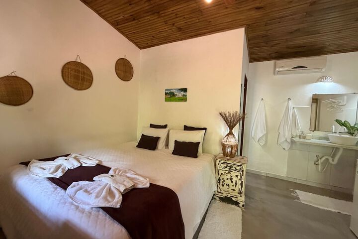 Room 10 of 20