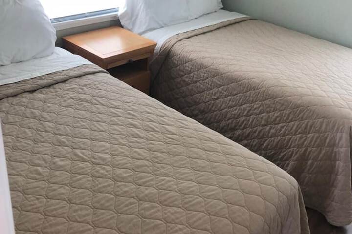 Room 19 of 37