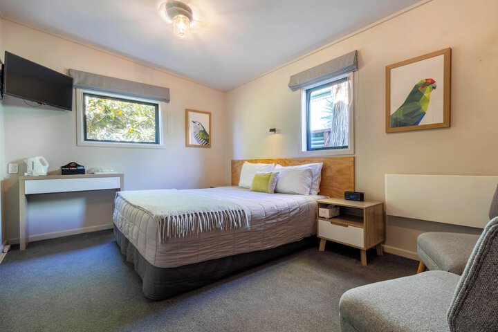 Room 8 of 31