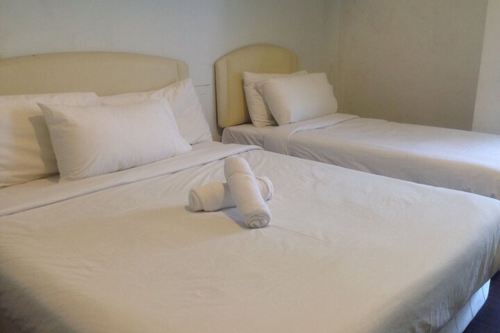 Room 15 of 52