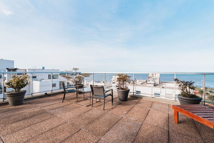 Sundeck 65 of 68