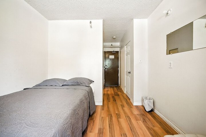 Room 2 of 12