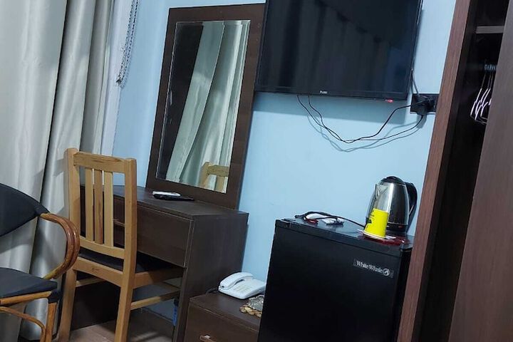 Room 20 of 40