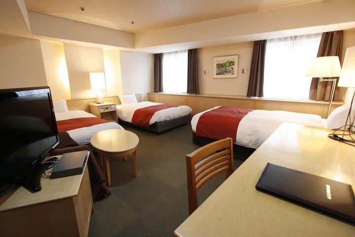 Room 18 of 45
