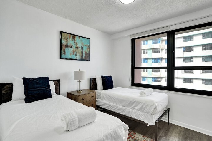 Room 70 of 723