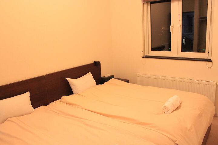 Room 3 of 45
