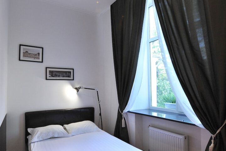 Room 31 of 60