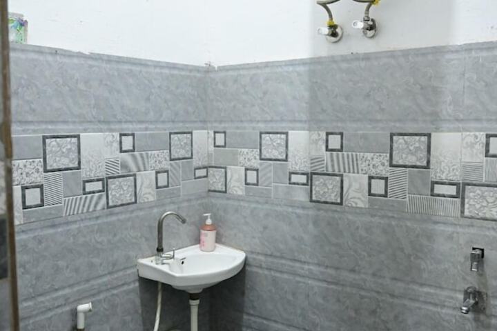 Room 19 of 21