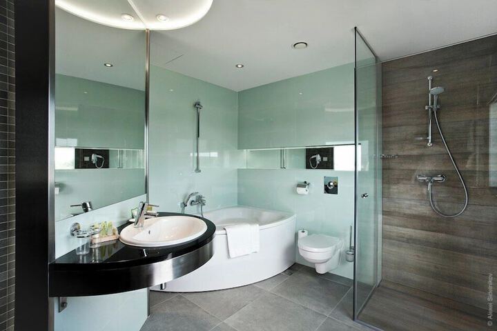 Clean Restrooms