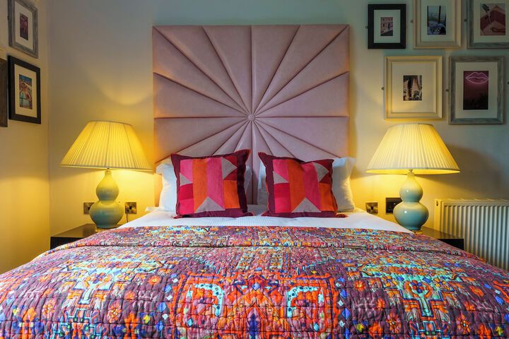 Room 37 of 74