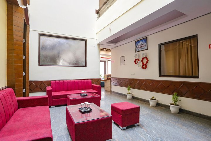 Hotel Interior 11 of 43