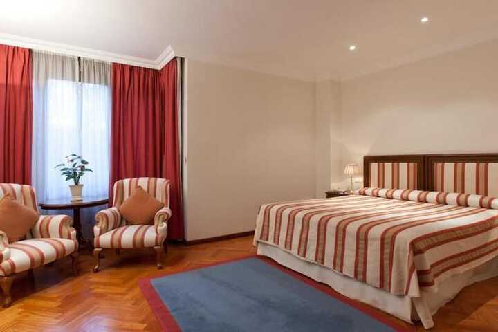 Room 14 of 41