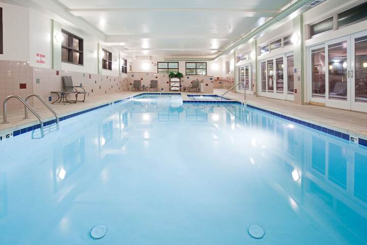 Pool 37 of 81