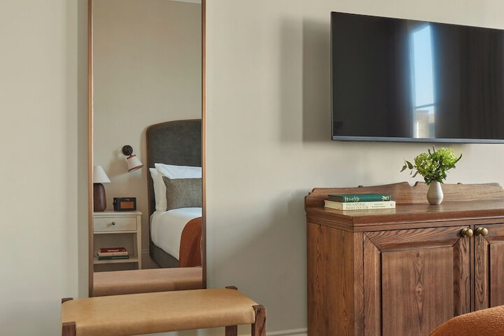 Room 21 of 109