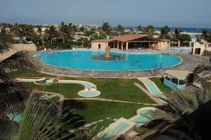 Pool 2 of 5