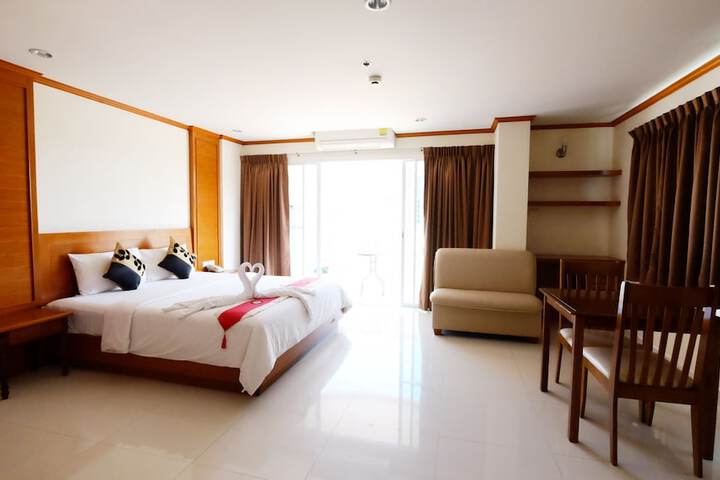 Room 19 of 40