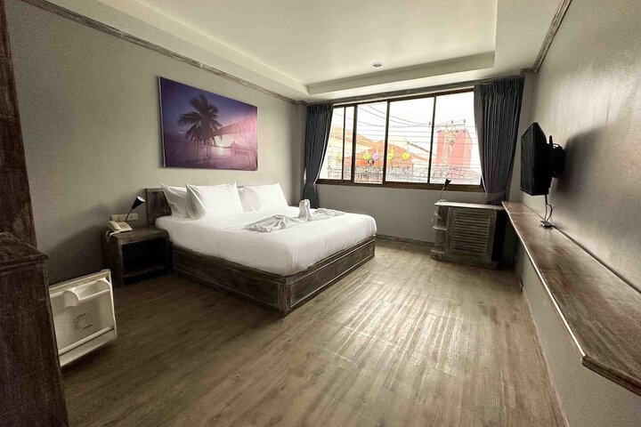 Room 30 of 150