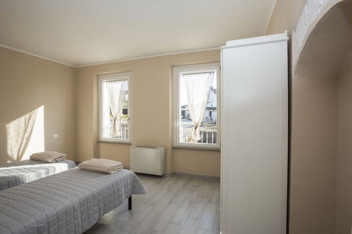 Room 9 of 41
