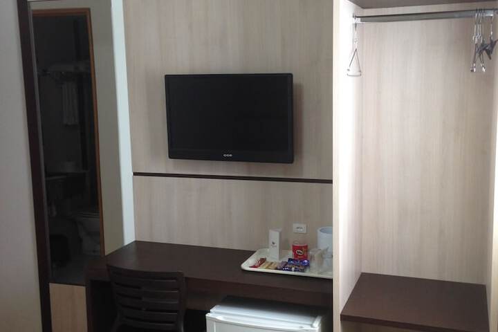 Room 12 of 44
