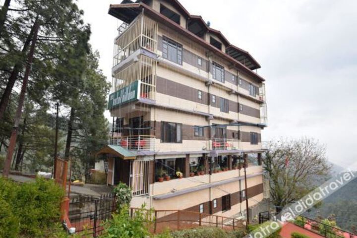 OYO 12076 Hotel Apline Hilldon