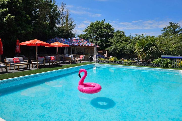 Pool Hotel