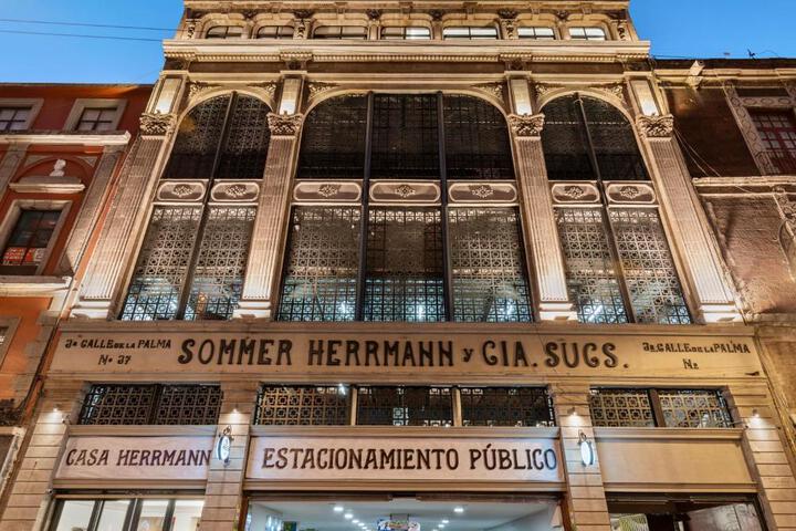 Exterior of Casa Herrmann Suites