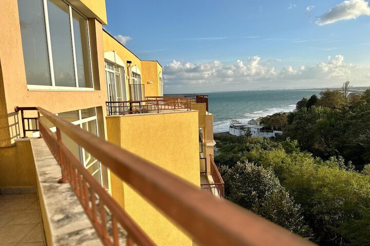 Terrace/Patio 148 of 151