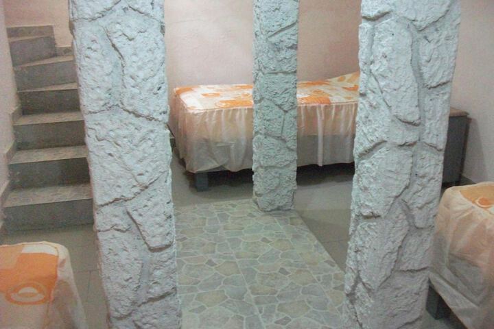 Room 15 of 31