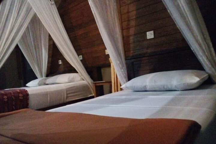 Room 26 of 121