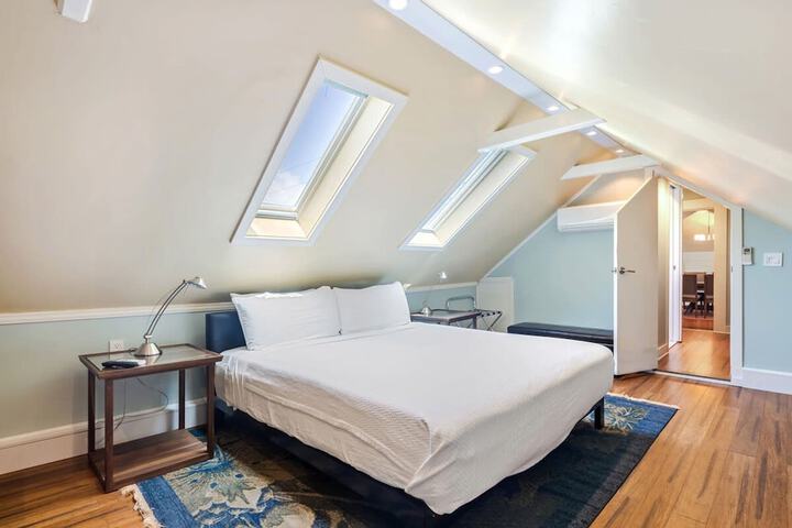 Room 7 of 23