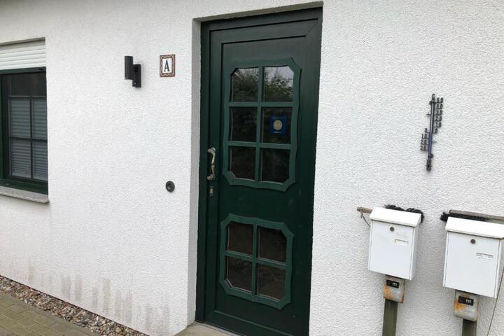 Seestr 75 a Haus a links