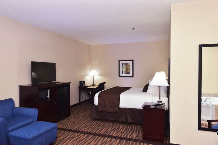 1 King Bed Suite (17 of 44)