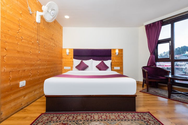 Room 12 of 51