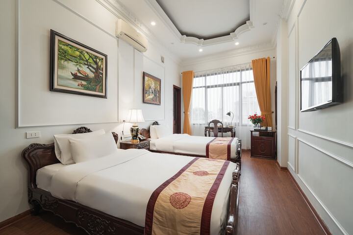 Room 25 of 50