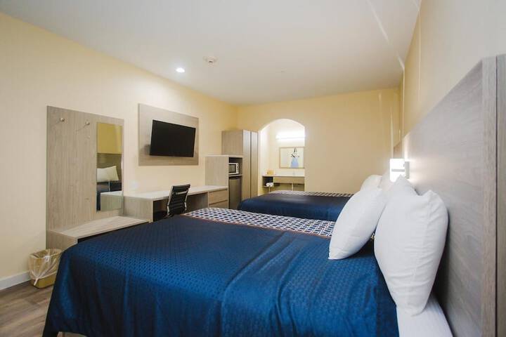 Room 15 of 49