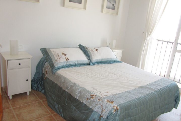Room 6 of 34