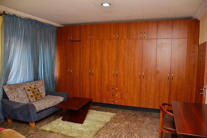 Room 54 of 94