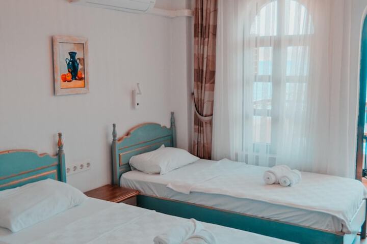 Room 39 of 228