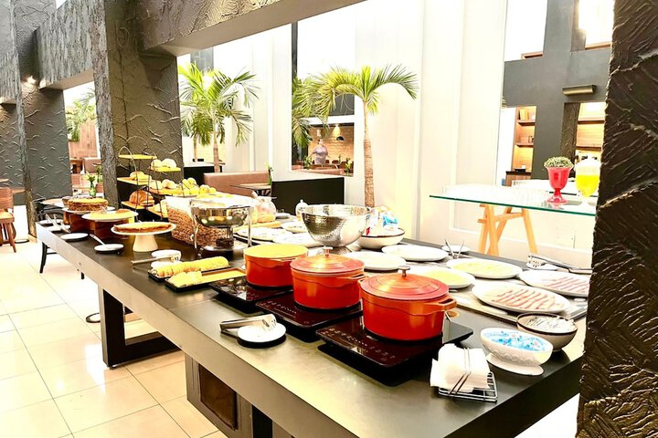 Dining 64 of 81