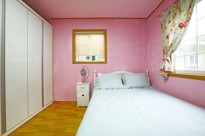 Room 67 of 111