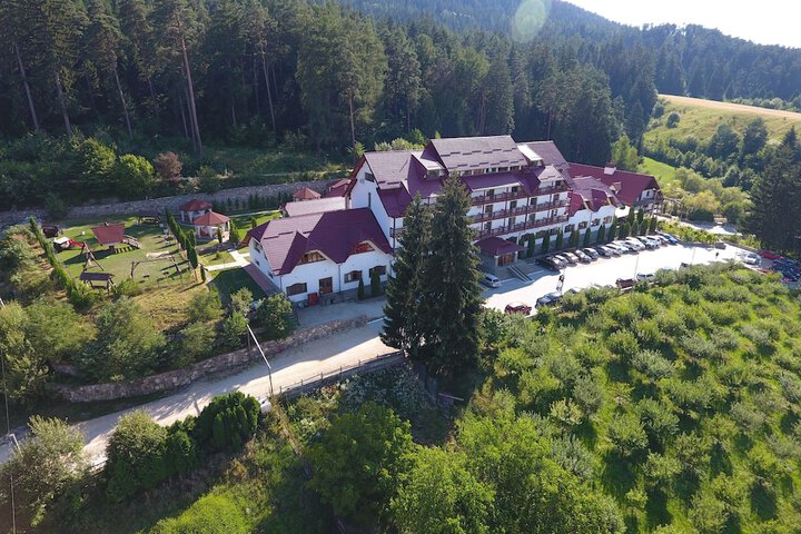Hotel 75 of 84