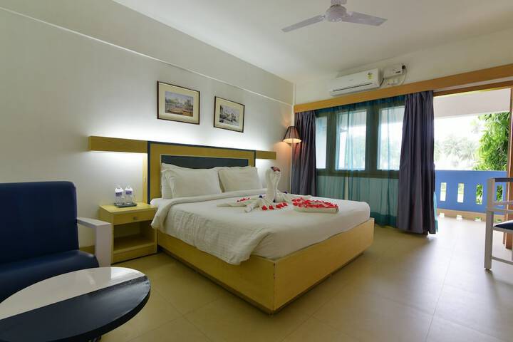 Room 10 of 46