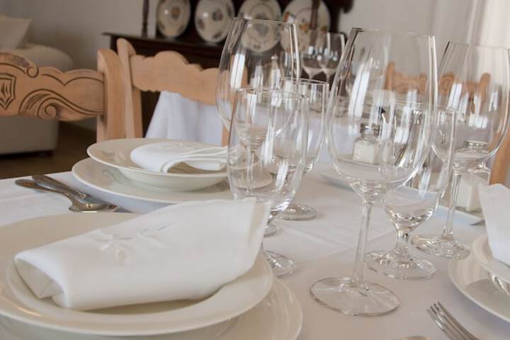 Dining 26 of 45