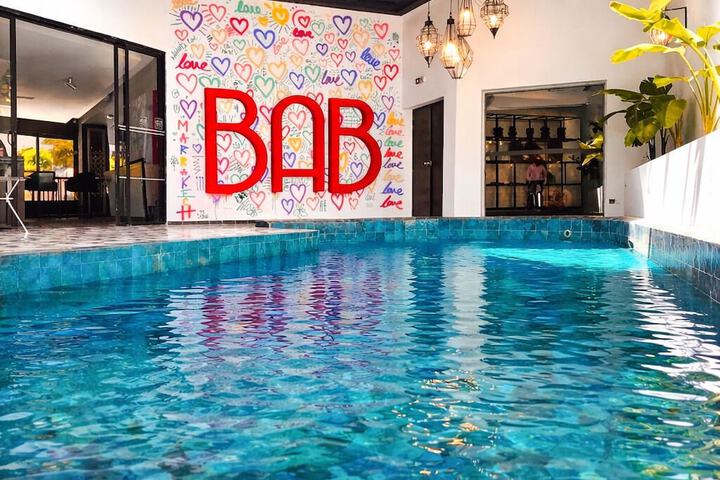 Pool 31 of 36
